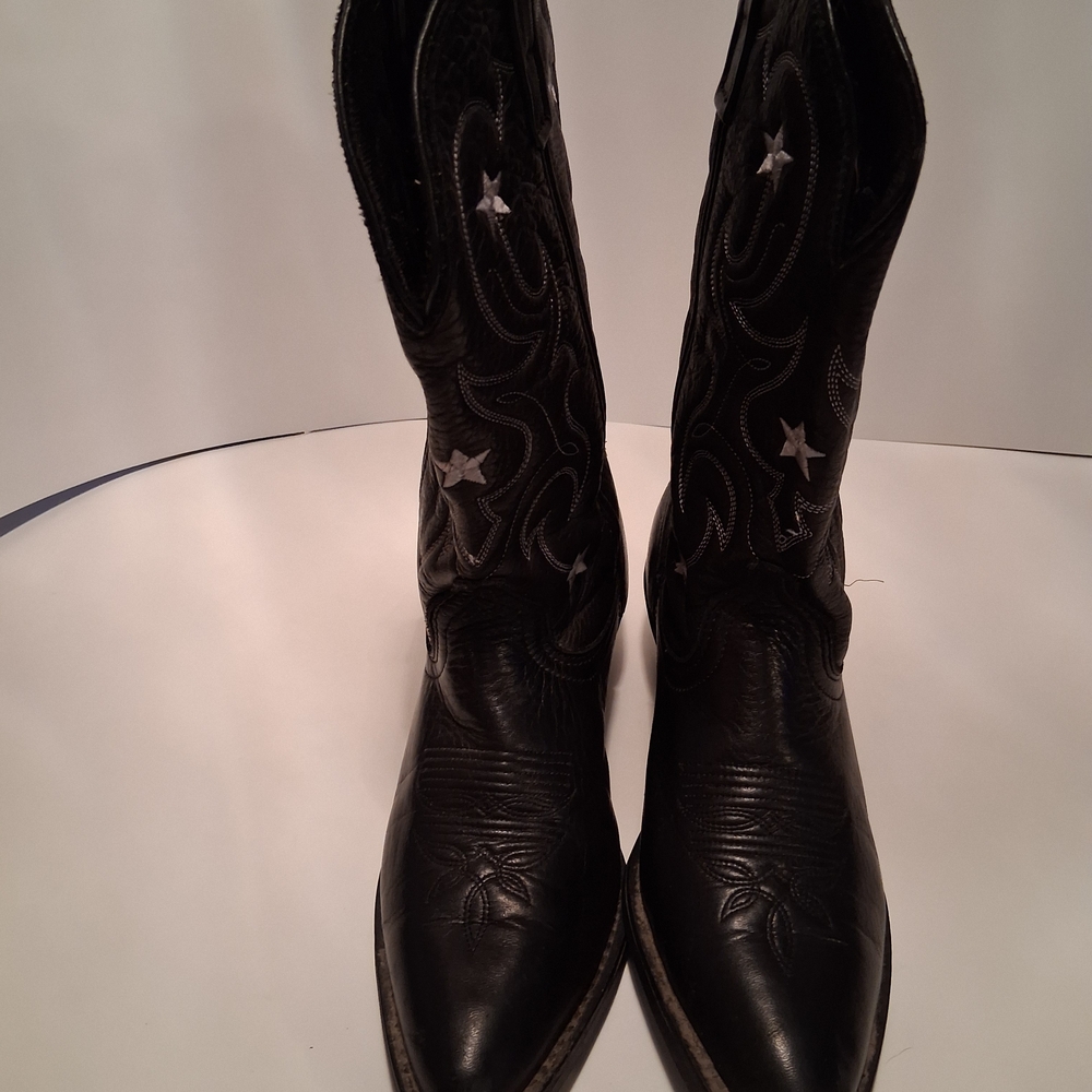 Laredo  Black Heeled Boots with White Star Accents - Picture 3 of 9